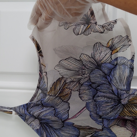 Standards & Practices Shift Dress - Picture 5 of 10